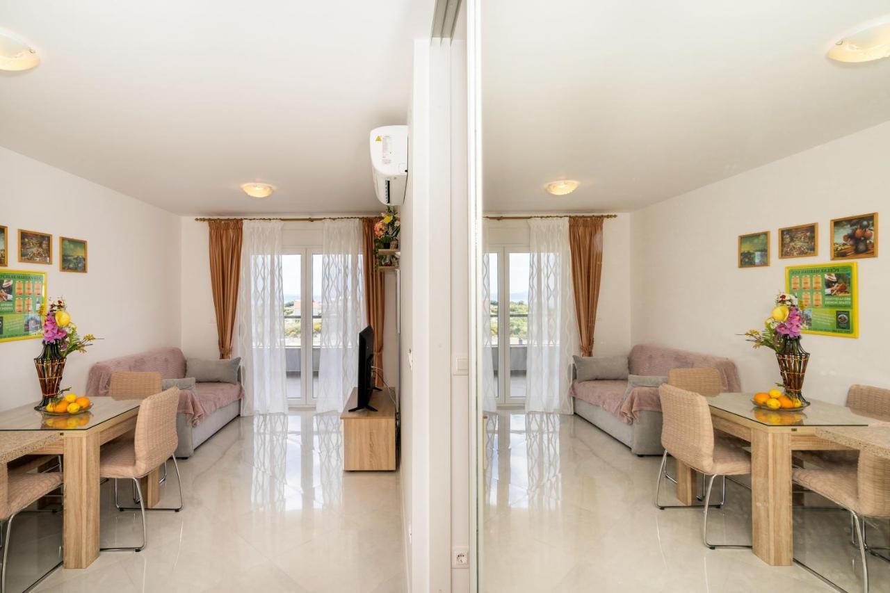 Modern Apartments Sirobuja สปลิท ภายนอก รูปภาพ