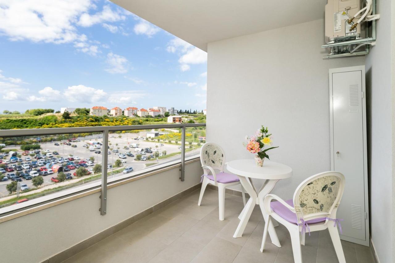 Modern Apartments Sirobuja สปลิท ภายนอก รูปภาพ