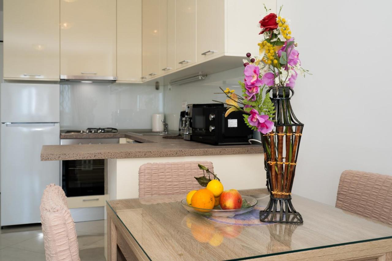 Modern Apartments Sirobuja สปลิท ภายนอก รูปภาพ
