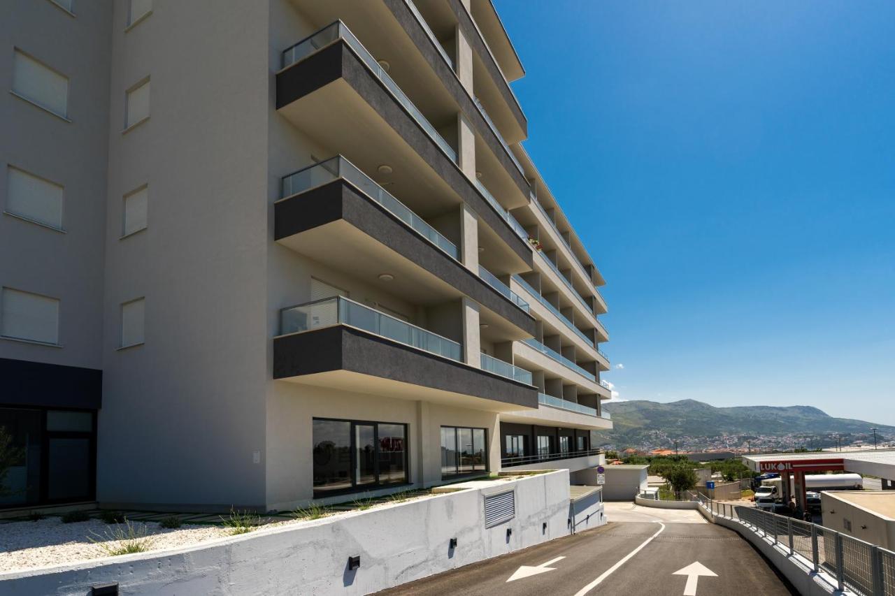 Modern Apartments Sirobuja สปลิท ภายนอก รูปภาพ