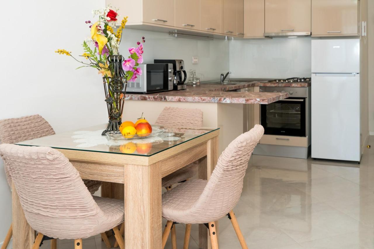 Modern Apartments Sirobuja สปลิท ภายนอก รูปภาพ